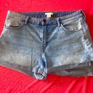H&M denim shorts